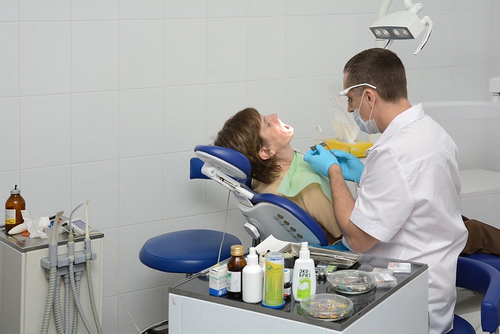 Зубная клиника свои люди